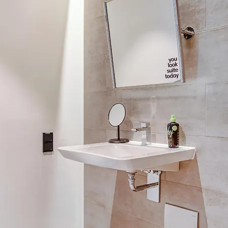 Appart hôtel Limehome Muellerstrasse - Digital Access 4*