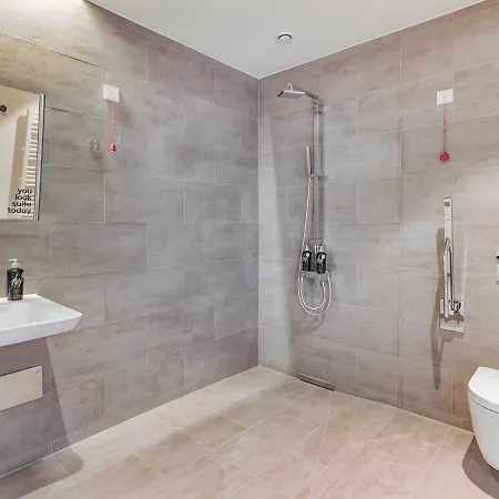 Hotel apartamentowy Limehome Muellerstrasse - Digital Access Berlin